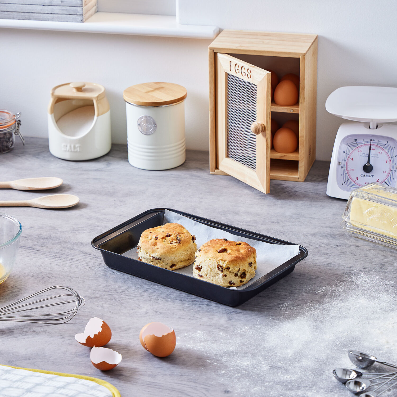 Biscuit tray 2024