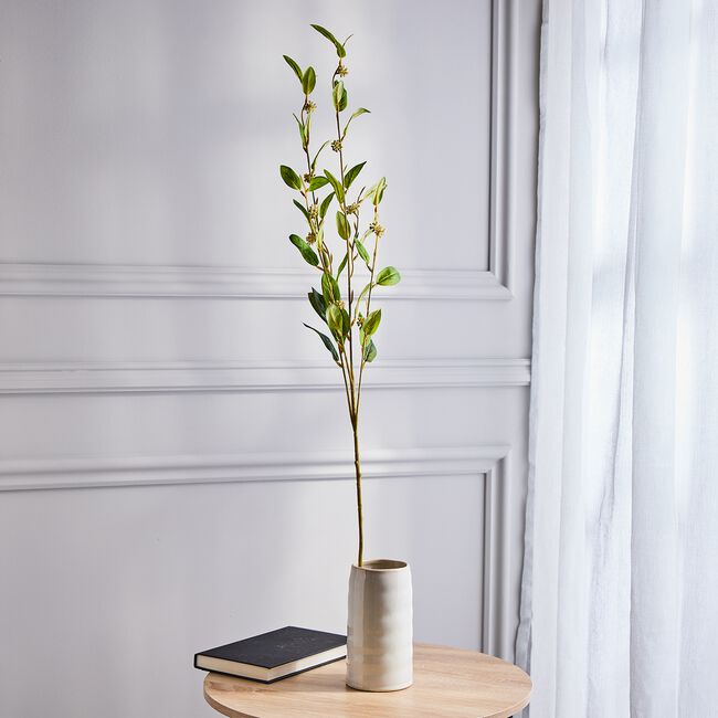 Eucalyptus With Berries Spray - 104cm