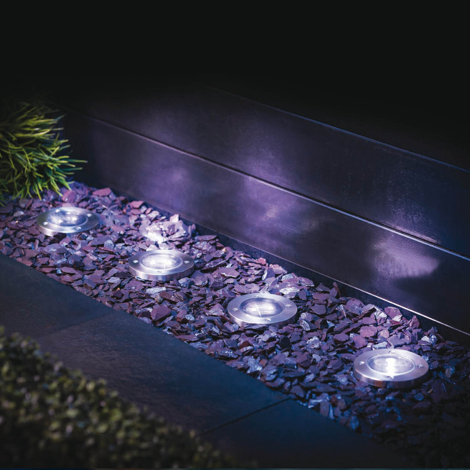 Solar sales lights flat