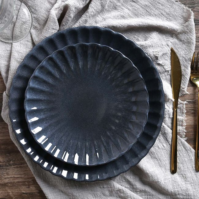 Heritage Scallop Slate Dinner Plate